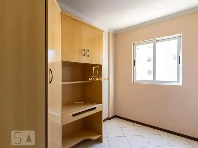 Apartamento 2 quartos e 1 banheiro, à venda, no bairro Portão em Curitiba