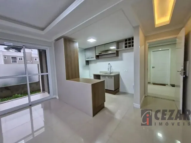 Apartamento 2 quartos e 2 banheiros, para alugar, no bairro Uberaba em Curitiba