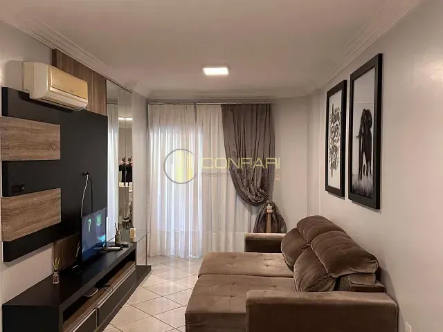 Apartamento 2 quartos e 2 banheiros, para alugar, no bairro meia praia em Itapema