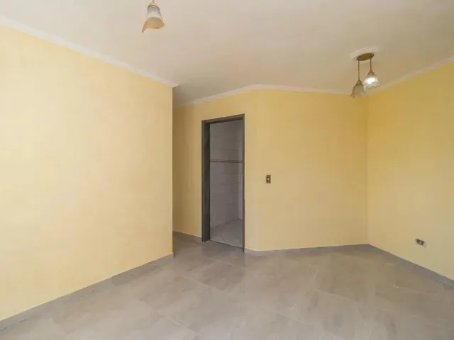 Apartamento 3 quartos e 1 banheiro, para alugar, no bairro Cidade Industrial em Curitiba