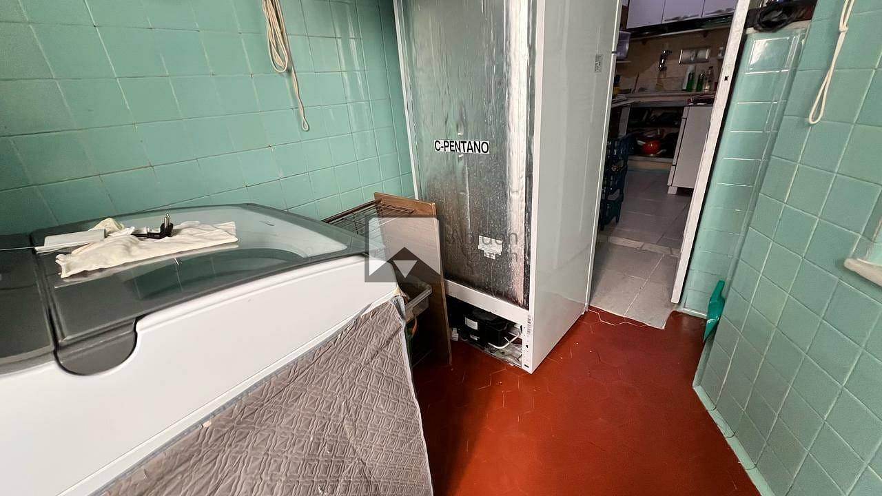 Apartamento à venda com 3 quartos, 115m² - Foto 4