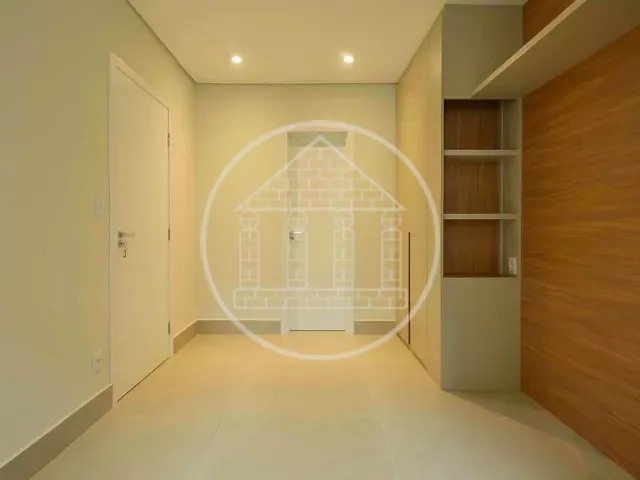 Apartamento com 95m² 2 quartos e 1 banheiro, à venda, no bairro Itaim em São Paulo
