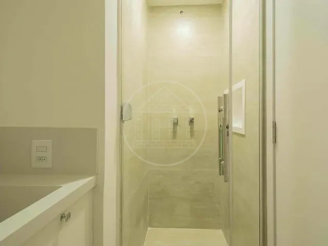 Apartamento com 95m² 2 quartos e 1 banheiro, à venda, no bairro Itaim em São Paulo