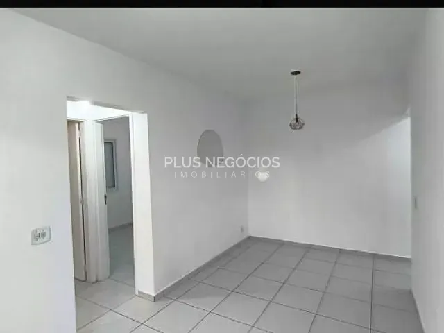 Apartamento 2 quartos e 1 banheiro, à venda ou para alugar, no bairro Jardim Vera Cruz em Sorocaba