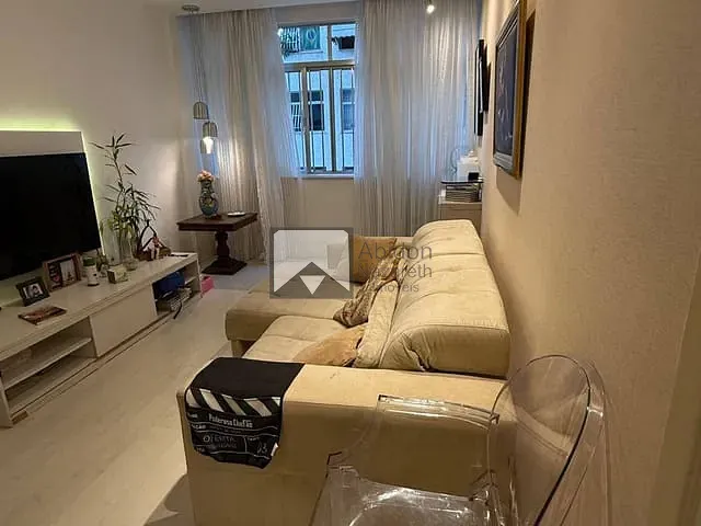 Apartamento com 85m² 2 quartos e 1 banheiro, à venda, no bairro Icaraí em Niterói