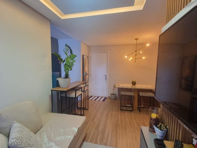 Apartamento 2 quartos e 2 banheiros, à venda, no bairro Aurora em Londrina