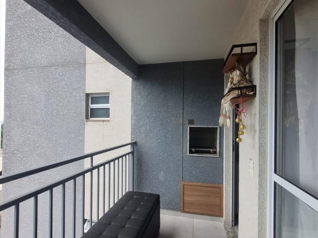 Apartamento 2 quartos e 2 banheiros, à venda, no bairro Aurora em Londrina