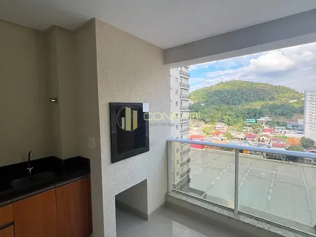 Apartamento 2 quartos e 2 banheiros, para alugar, no bairro tabuleiro em Itapema