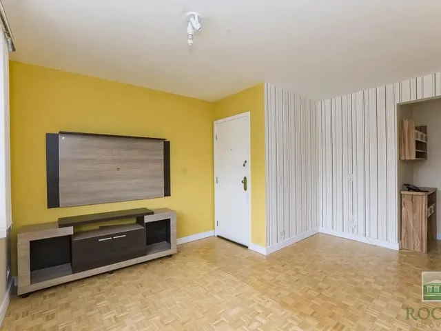 Apartamento 1 quarto e 1 banheiro, para alugar, no bairro Cabral em Curitiba