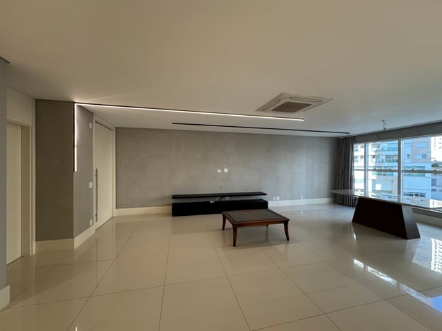 Apartamento 3 quartos e 4 banheiros, à venda, no bairro Gleba Palhano em Londrina