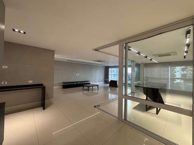 Apartamento 3 quartos e 4 banheiros, à venda, no bairro Gleba Palhano em Londrina