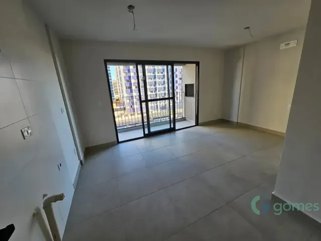 Apartamento 1 quarto e 1 banheiro, à venda, no bairro Água Verde em Curitiba