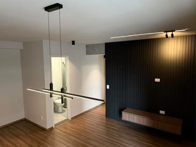 Apartamento 2 quartos e 2 banheiros, à venda, no bairro Aurora em Londrina