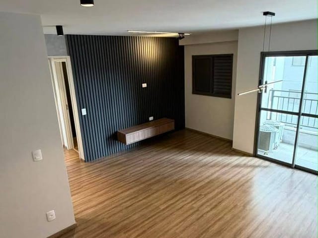 Apartamento 2 quartos e 2 banheiros, à venda, no bairro Aurora em Londrina