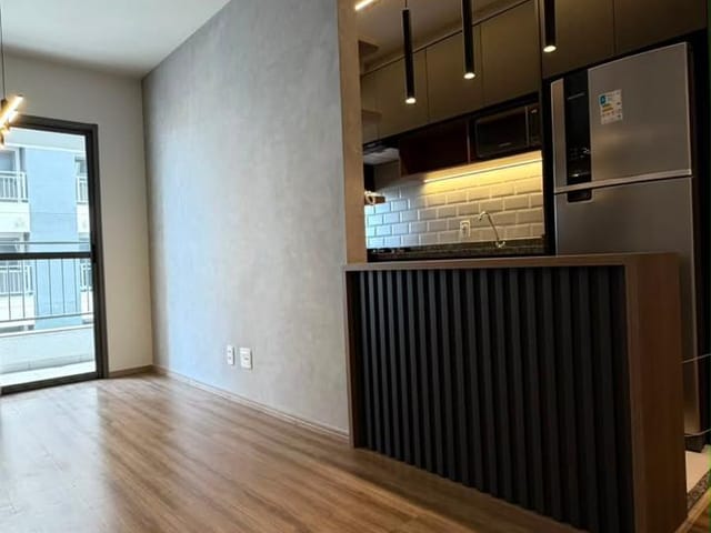 Apartamento 2 quartos e 2 banheiros, à venda, no bairro Aurora em Londrina