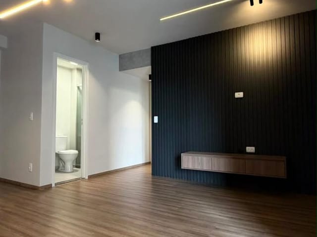 Apartamento 2 quartos e 2 banheiros, à venda, no bairro Aurora em Londrina