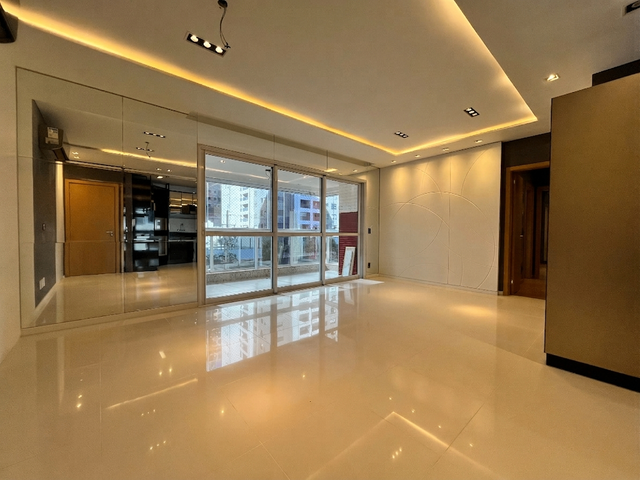 Apartamento com 178m² 3 quartos e 2 banheiros, para alugar, no bairro Gleba Fazenda Palhano em Londrina