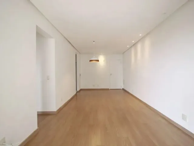 Apartamento 3 quartos e 2 banheiros, para alugar, no bairro Bigorrilho em Curitiba