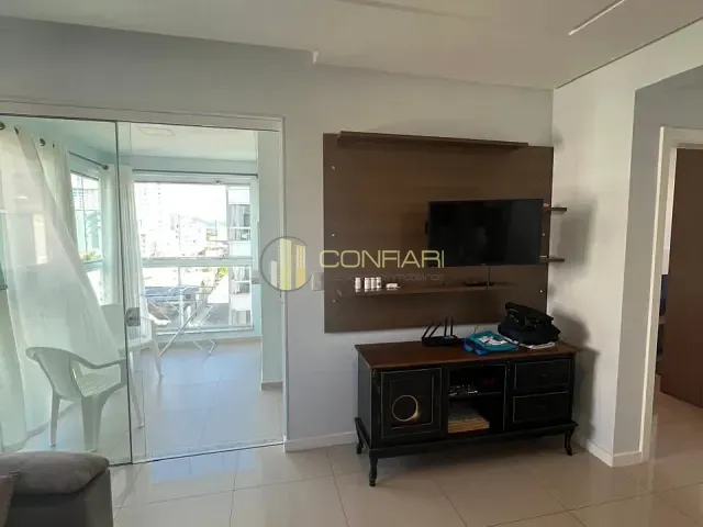 Apartamento 2 quartos e 2 banheiros, para alugar, no bairro Meia praia em Itapema