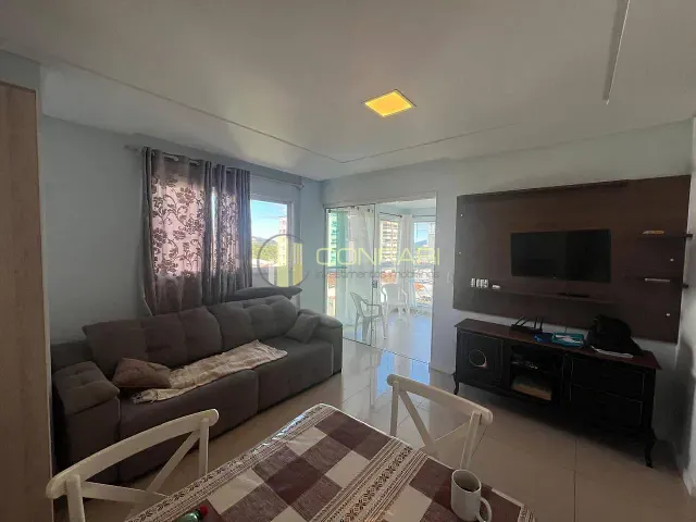 Apartamento 2 quartos e 2 banheiros, para alugar, no bairro Meia praia em Itapema