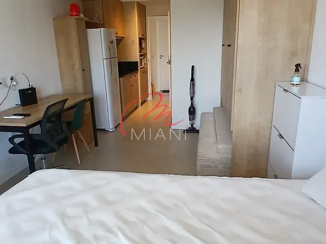 Apartamento 1 quarto e 1 banheiro, à venda ou para alugar, no bairro Pinheiros em São Paulo