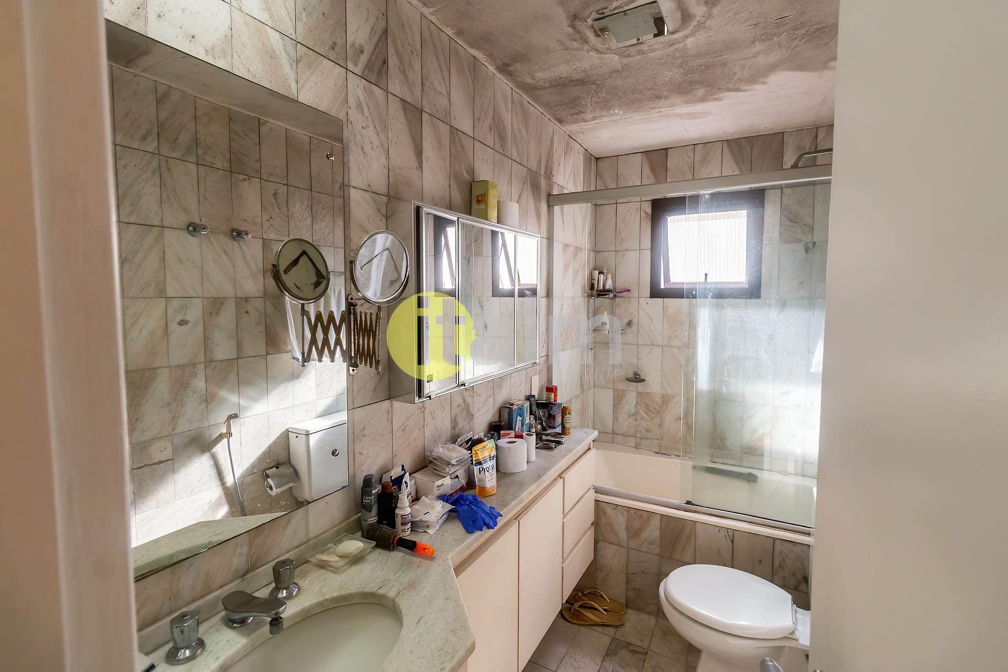 Apartamento para alugar com 3 quartos, 190m² - Foto 29