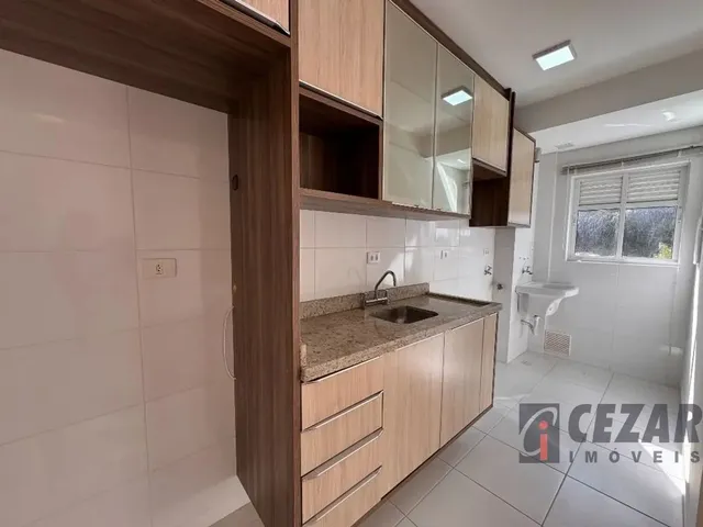 Apartamento 2 quartos e 1 banheiro, para alugar, no bairro Santa Cândida em Curitiba