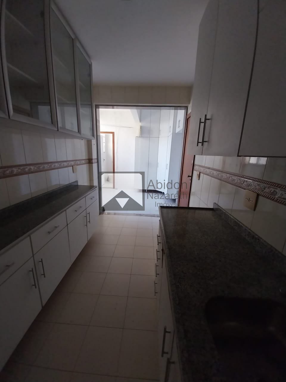 Apartamento à venda com 3 quartos, 110m² - Foto 10