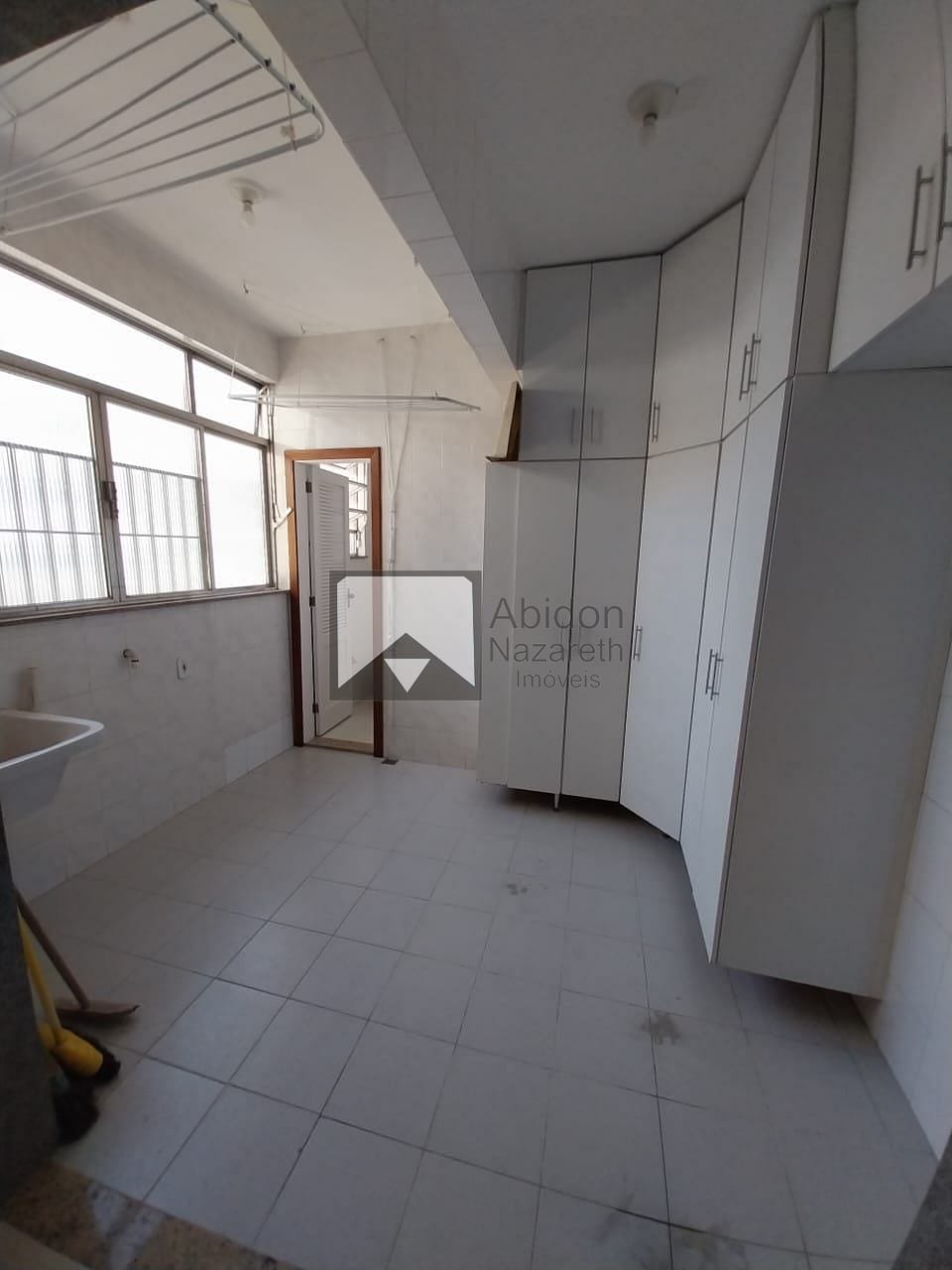 Apartamento à venda com 3 quartos, 110m² - Foto 15