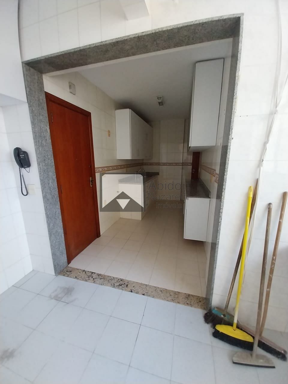 Apartamento à venda com 3 quartos, 110m² - Foto 13