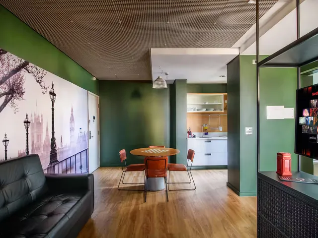 Apartamento com 50m² 1 quarto e 1 banheiro, para alugar, no bairro Centro em Londrina