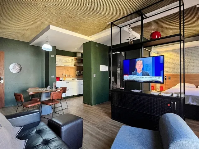 Apartamento com 50m² 1 quarto e 1 banheiro, para alugar, no bairro Centro em Londrina