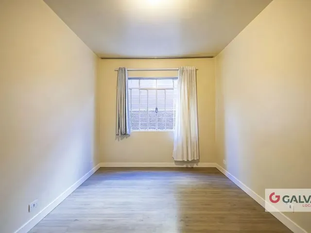 Apartamento 3 quartos e 2 banheiros, para alugar, no bairro Capão da Imbuia em Curitiba