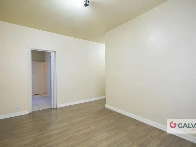 Apartamento 3 quartos e 2 banheiros, para alugar, no bairro Capão da Imbuia em Curitiba