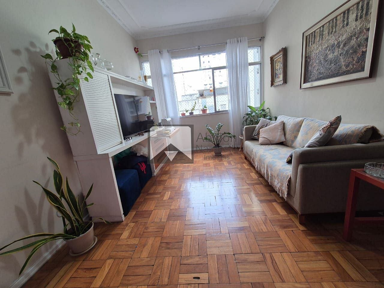 Apartamento à venda com 2 quartos, 70m² - Foto 3