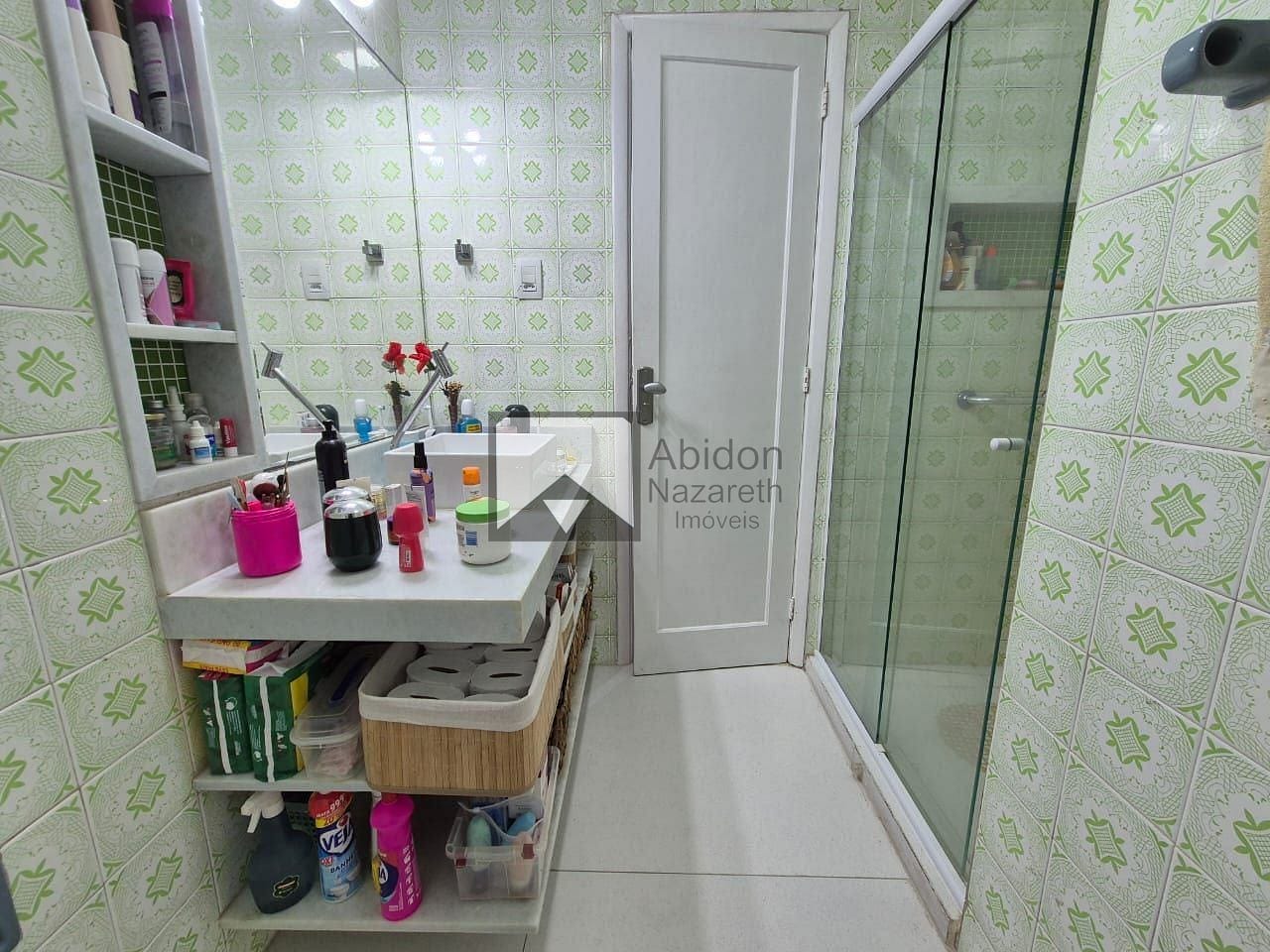 Apartamento à venda com 2 quartos, 70m² - Foto 18