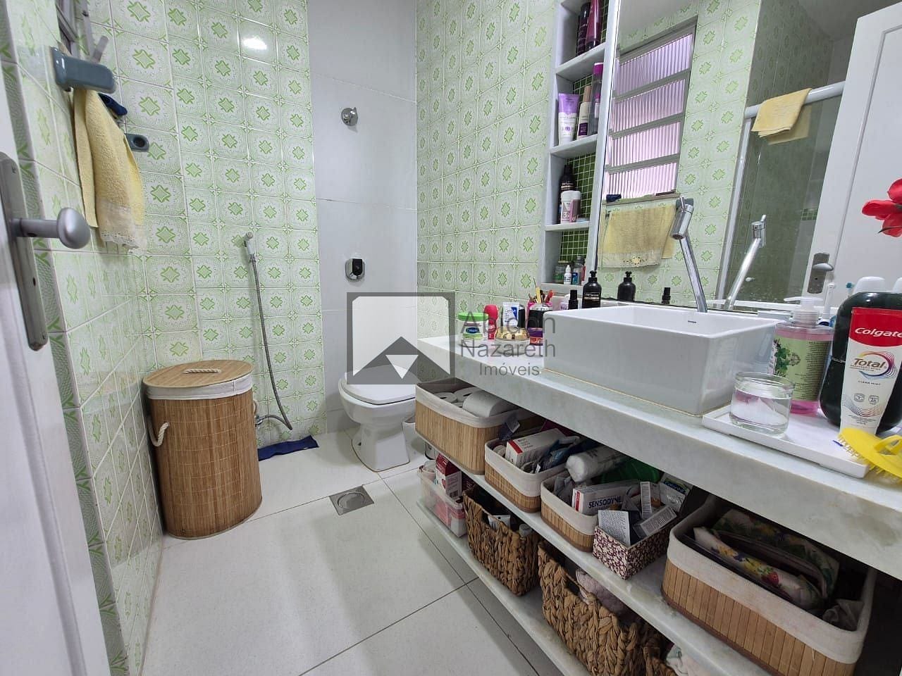 Apartamento à venda com 2 quartos, 70m² - Foto 17