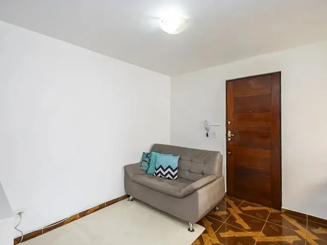 Apartamento 2 quartos e 1 banheiro, à venda, no bairro Campo Comprido em Curitiba
