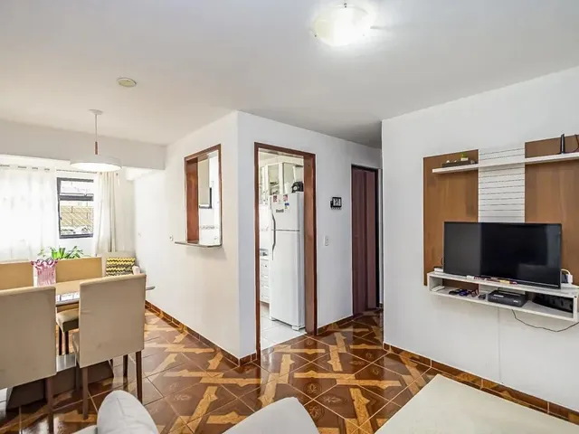 Apartamento 2 quartos e 1 banheiro, à venda, no bairro Campo Comprido em Curitiba