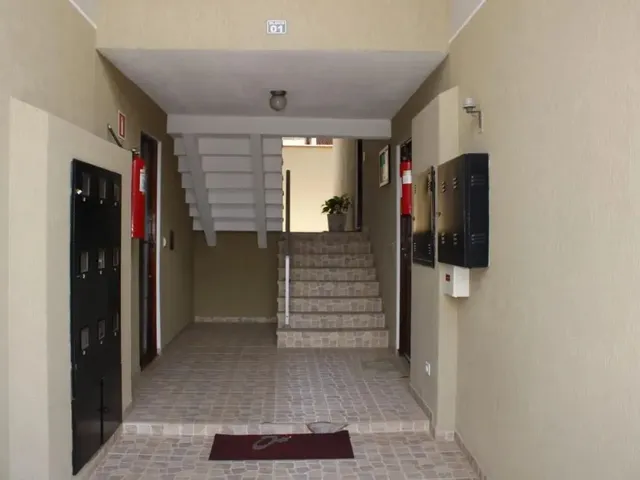 Apartamento 2 quartos e 1 banheiro, à venda, no bairro Campo Comprido em Curitiba