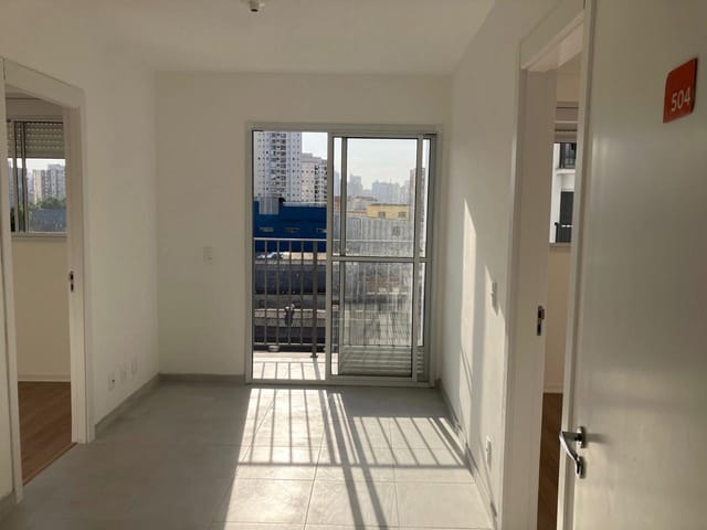 Apartamento 2 quartos e 1 banheiro, para alugar, no bairro Cambuci em São Paulo