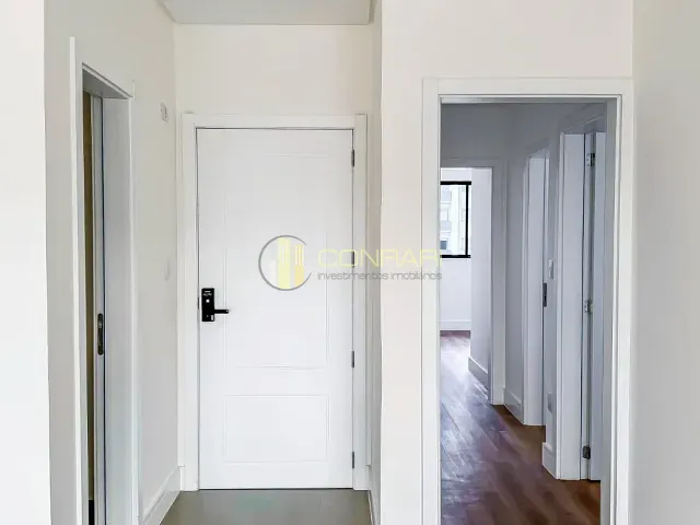 Apartamento 3 quartos e 4 banheiros, à venda, no bairro meia praia em Itapema
