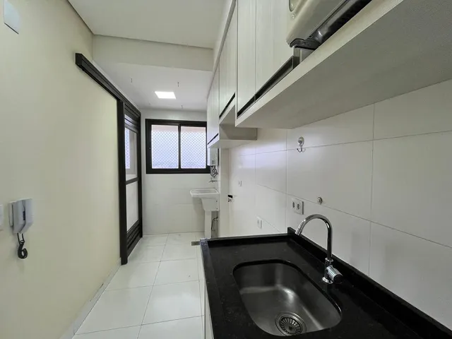 Apartamento 3 quartos e 2 banheiros, à venda, no bairro Parque Jamaica em Londrina