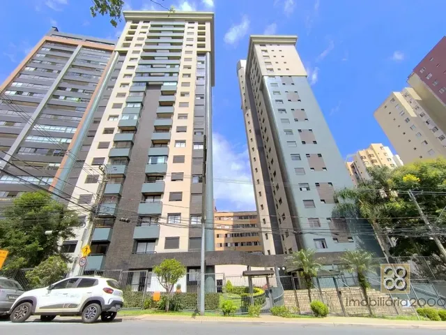 Apartamento 2 quartos e 1 banheiro, para alugar, no bairro Cristo Rei em Curitiba