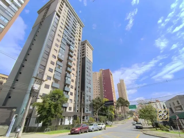 Apartamento 2 quartos e 1 banheiro, para alugar, no bairro Cristo Rei em Curitiba