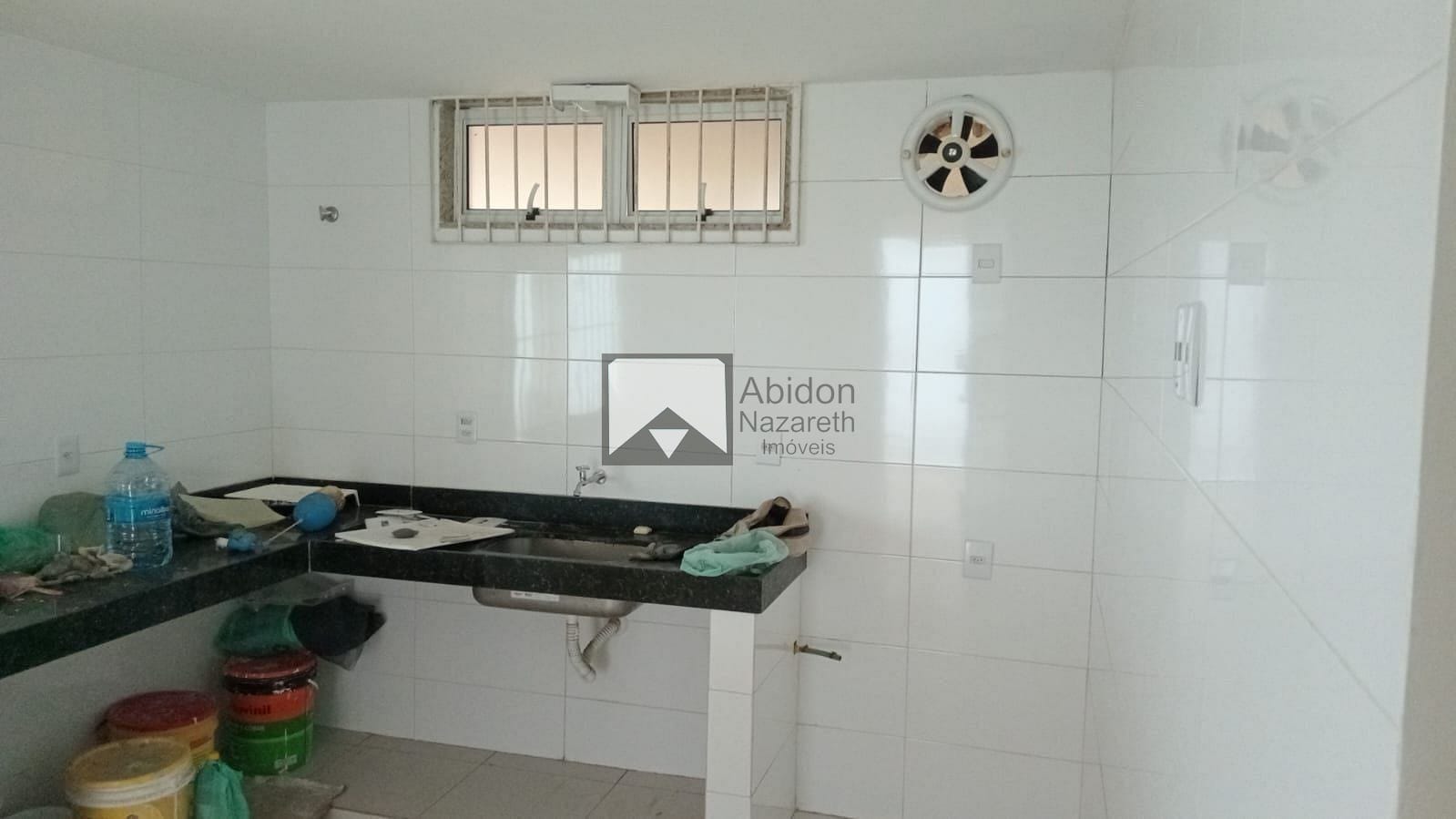 Apartamento à venda com 3 quartos, 250m² - Foto 1