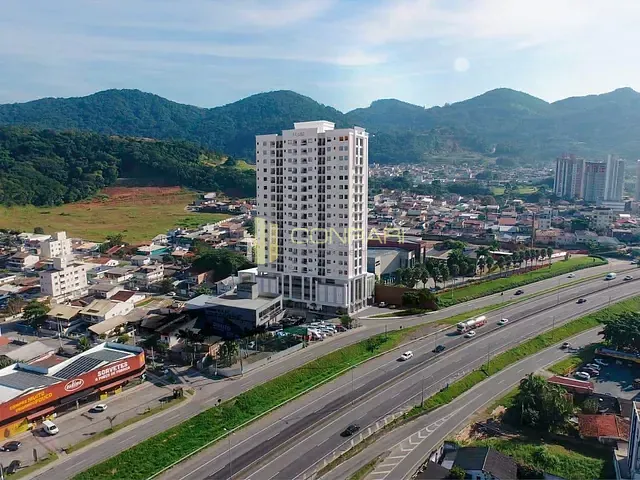 Apartamento 2 quartos e 3 banheiros, à venda, no bairro Casa Branca em Itapema