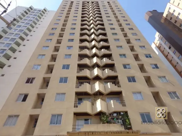 Apartamento 3 quartos e 1 banheiro, para alugar, no bairro Cristo Rei em Curitiba