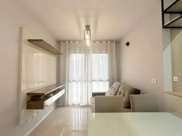 Apartamento 2 quartos e 2 banheiros, para alugar, no bairro Santa Felicidade em Curitiba