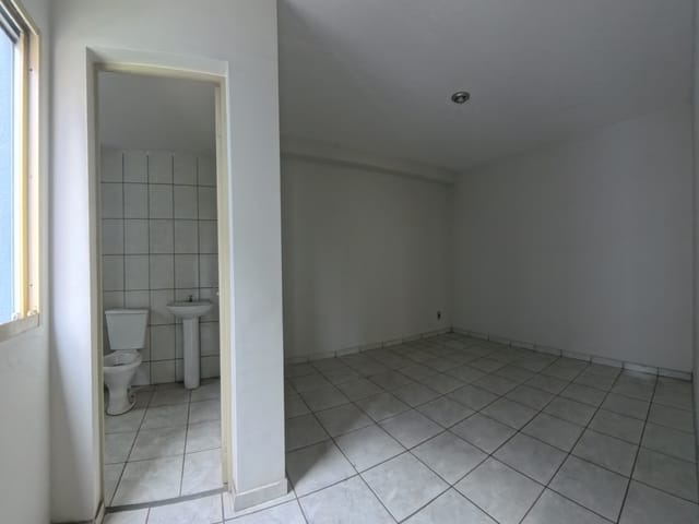 Apartamento 1 quarto e 1 banheiro, para alugar, no bairro Ipiranga em São Paulo